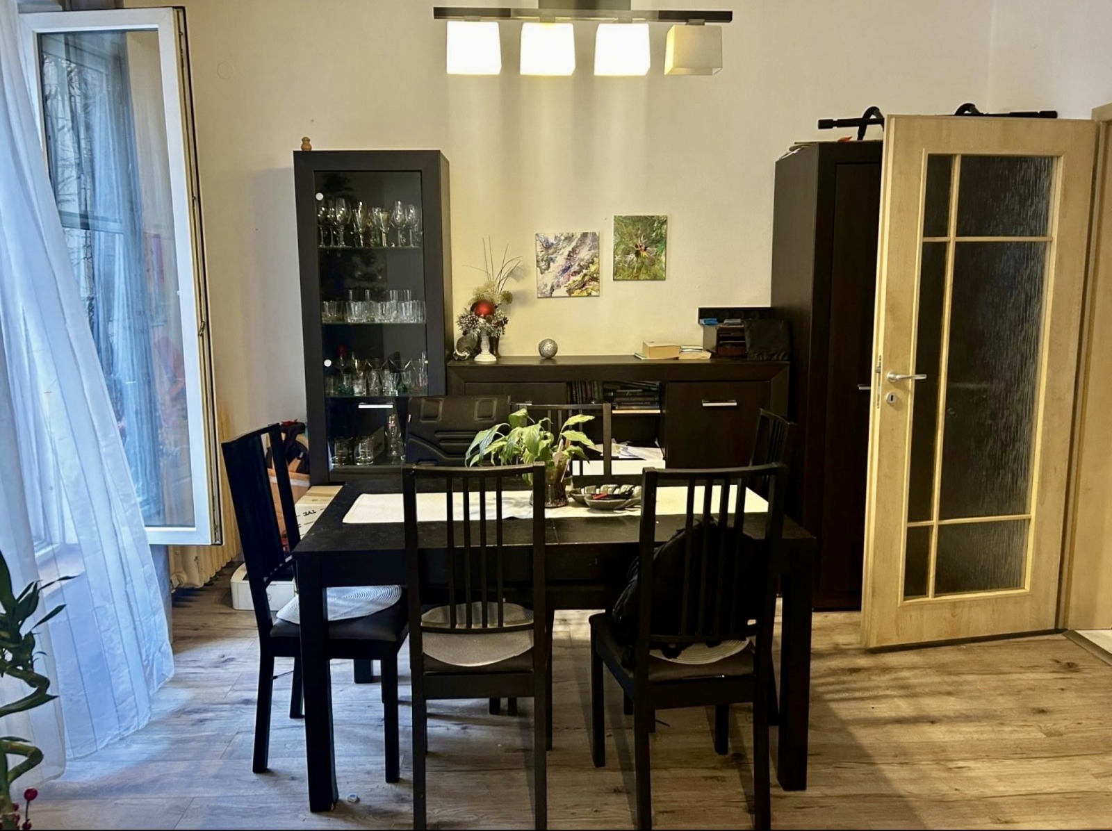 Продава 2-СТАЕН, гр. София, Оборище, снимка 2 - Апартаменти - 54125296