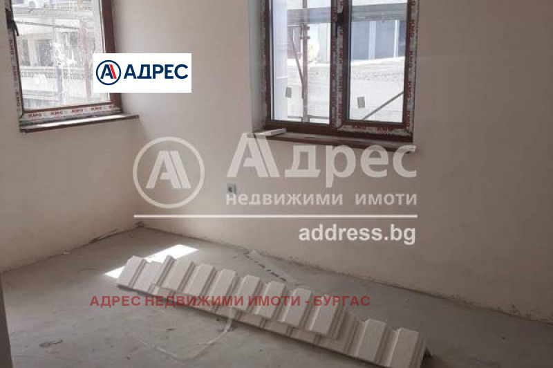 Продава 3-СТАЕН, гр. Бургас, Център, снимка 3 - Aпартаменти - 45098125