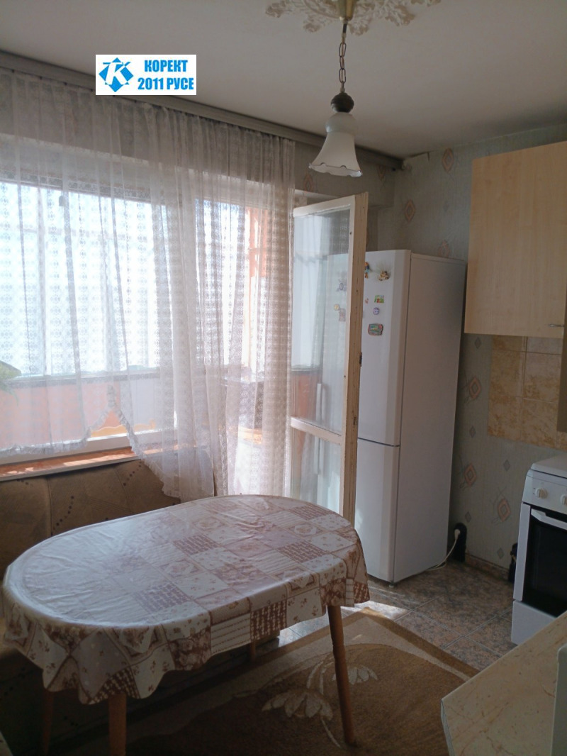 Продава  3-стаен град Русе , Чародейка - Юг , 79 кв.м | 26608338 - изображение [4]