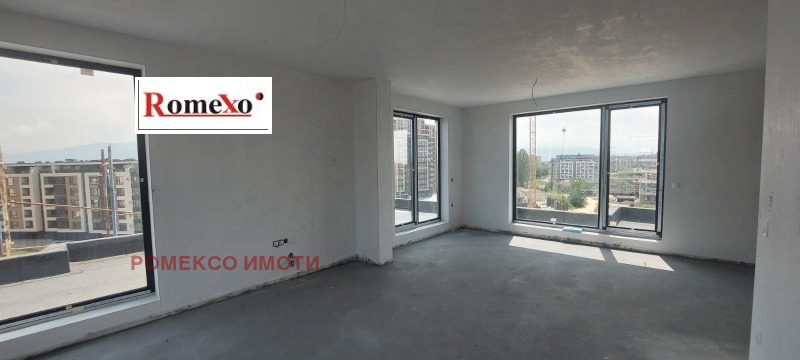 Продается  3 спальни Пловдив , Христо Смирненски , 322 кв.м | 30042093 - изображение [2]