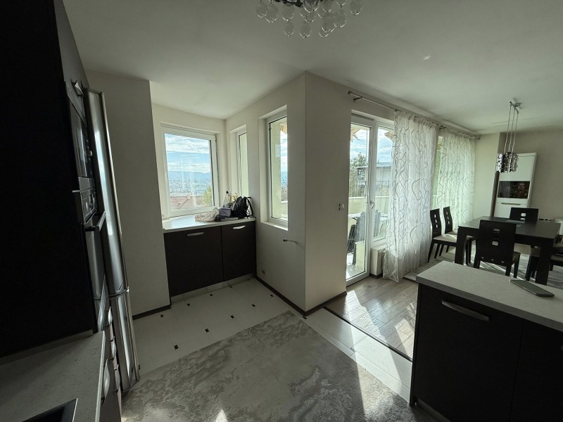 Продава МНОГОСТАЕН, гр. Благоевград, Баларбаши, снимка 3 - Апартаменти - 52734295