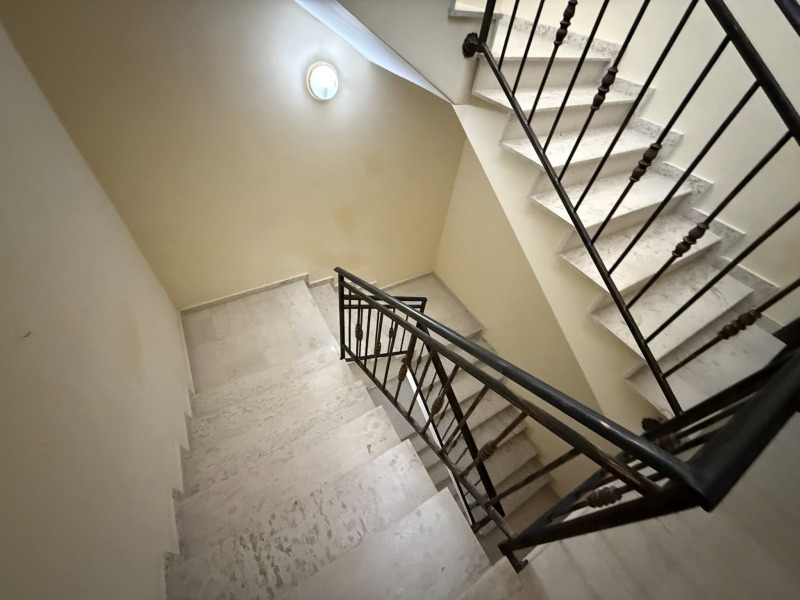 Продава МНОГОСТАЕН, гр. Благоевград, Баларбаши, снимка 16 - Апартаменти - 52734295