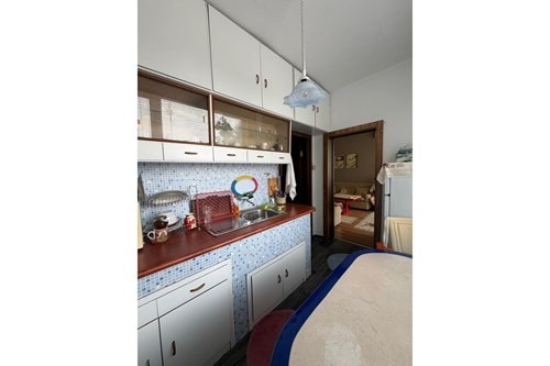 Продава МНОГОСТАЕН, гр. Търговище, Център, снимка 15 - Апартаменти - 55297124