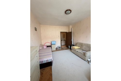 Продава МНОГОСТАЕН, гр. Търговище, Център, снимка 8 - Апартаменти - 55297124