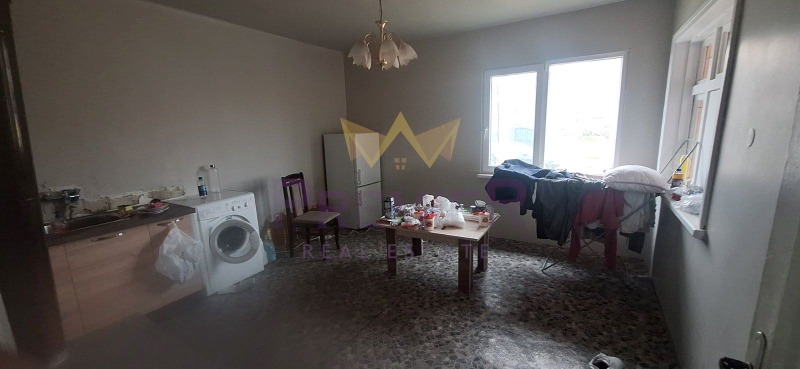 Продава КЪЩА, гр. Девня, област Варна