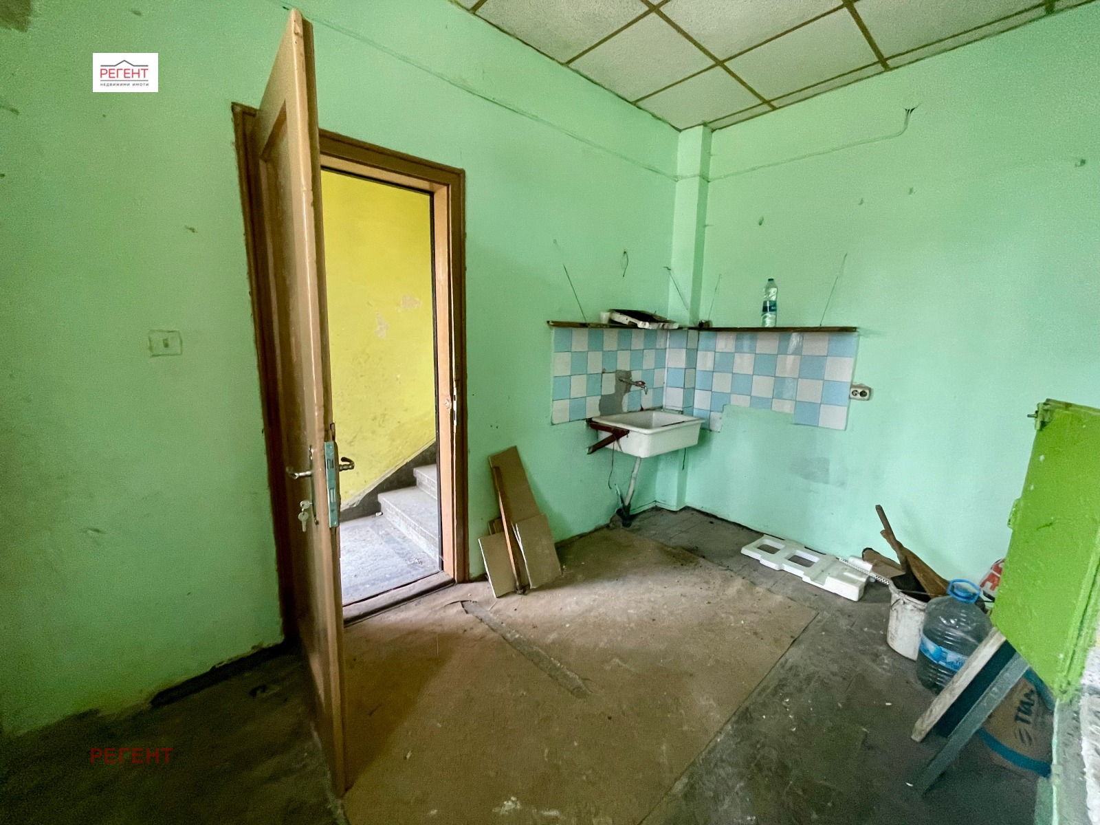 Продава ОФИС, гр. Габрово, Център, снимка 2 - Офиси - 49479604