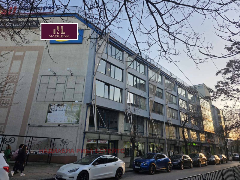Продава МАГАЗИН в град Благоевград, Идеален център - 1638 кв.м / При запитване, НАДИЛЕНА РИЪЛ ЕСТЕЙТС