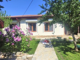 Casa Balciic, regiunea Dobrich 1