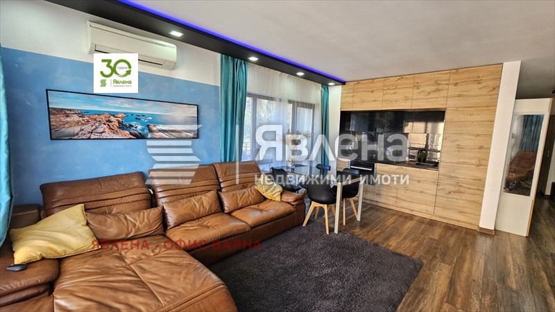 Продава 3-СТАЕН, гр. Варна, Възраждане 3, снимка 3 - Апартаменти - 54372463