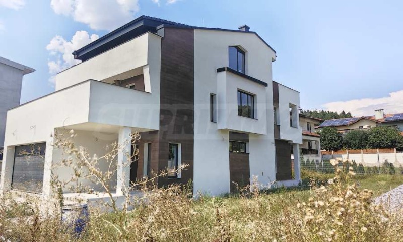 À vendre  Maison Pernik , Iztok , 478 m² | 62879329