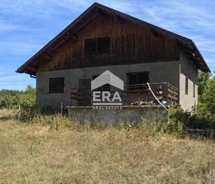 Продава КЪЩА, с. Долна Секирна, област Перник