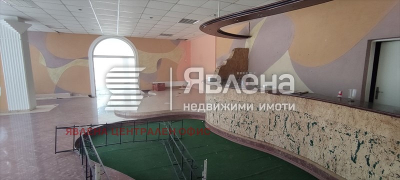 Продава ХОТЕЛ, с. Старозагорски бани, област Стара Загора, снимка 13 - Хотели - 53713408