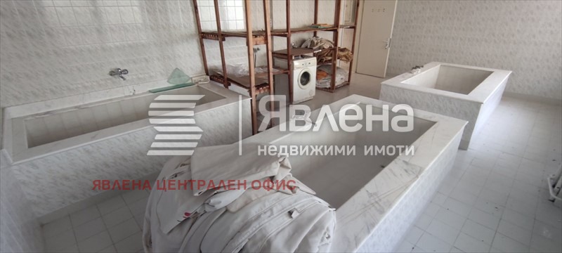 Продава ХОТЕЛ, с. Старозагорски бани, област Стара Загора, снимка 8 - Хотели - 53713408