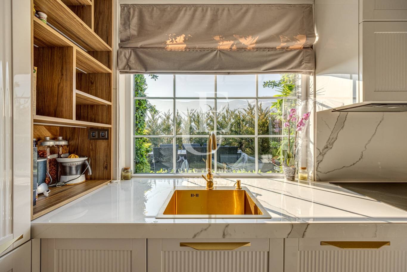 Продава 4-СТАЕН, гр. София, Бояна, снимка 3 - Апартаменти - 54194724