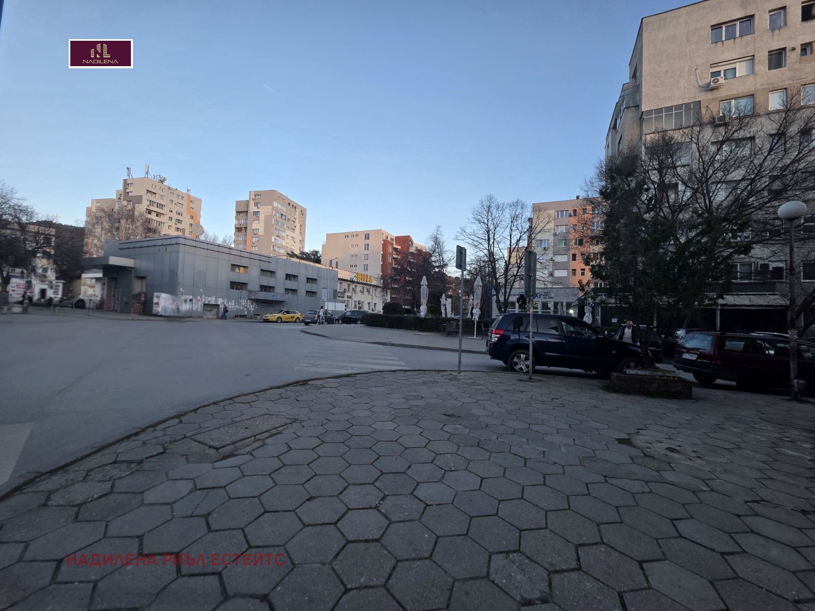 Продава МАГАЗИН, гр. Благоевград, Идеален център, снимка 2 - Магазини - 53405155