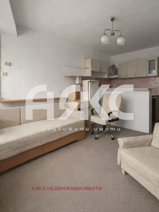 Продава 2-СТАЕН, гр. София, Изток, снимка 2 - Апартаменти - 53082621