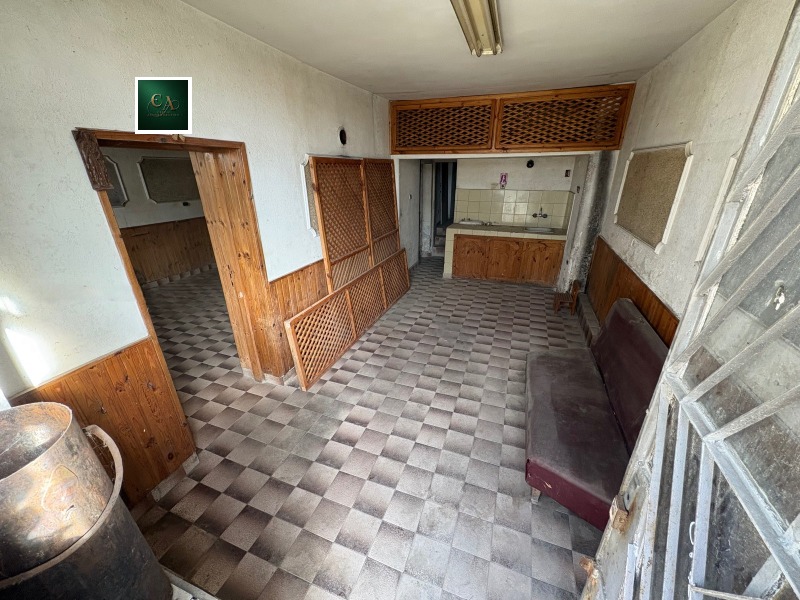 Продава 3-СТАЕН, гр. Бобов дол, област Кюстендил, снимка 2 - Апартаменти - 53601969