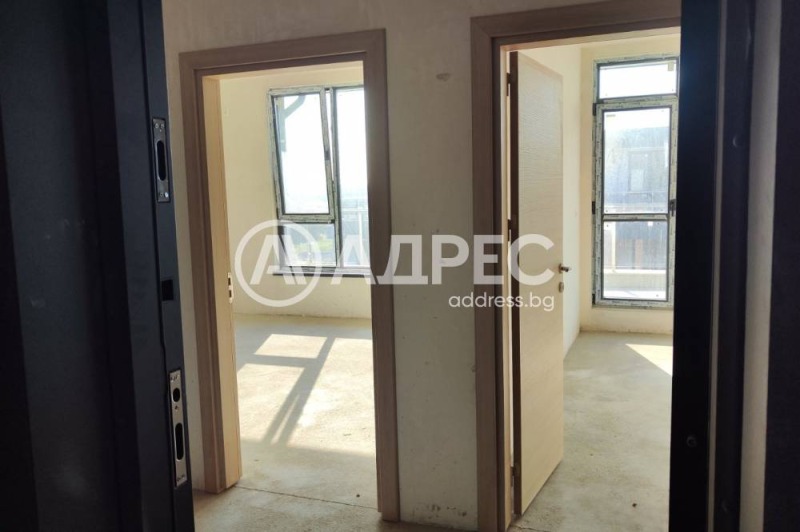 Myytävänä  1 makuuhuone Plovdiv , Ostromila , 67 neliömetriä | 15305951