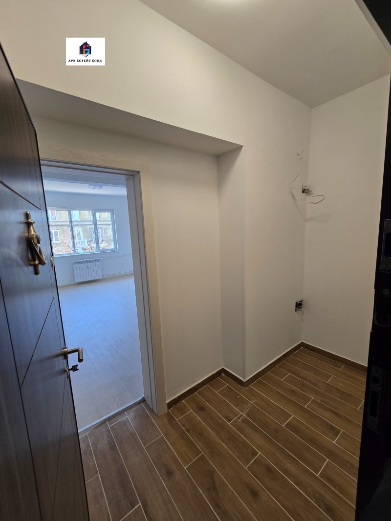 Продава  3-стаен град София , Център , 86 кв.м | 91224336