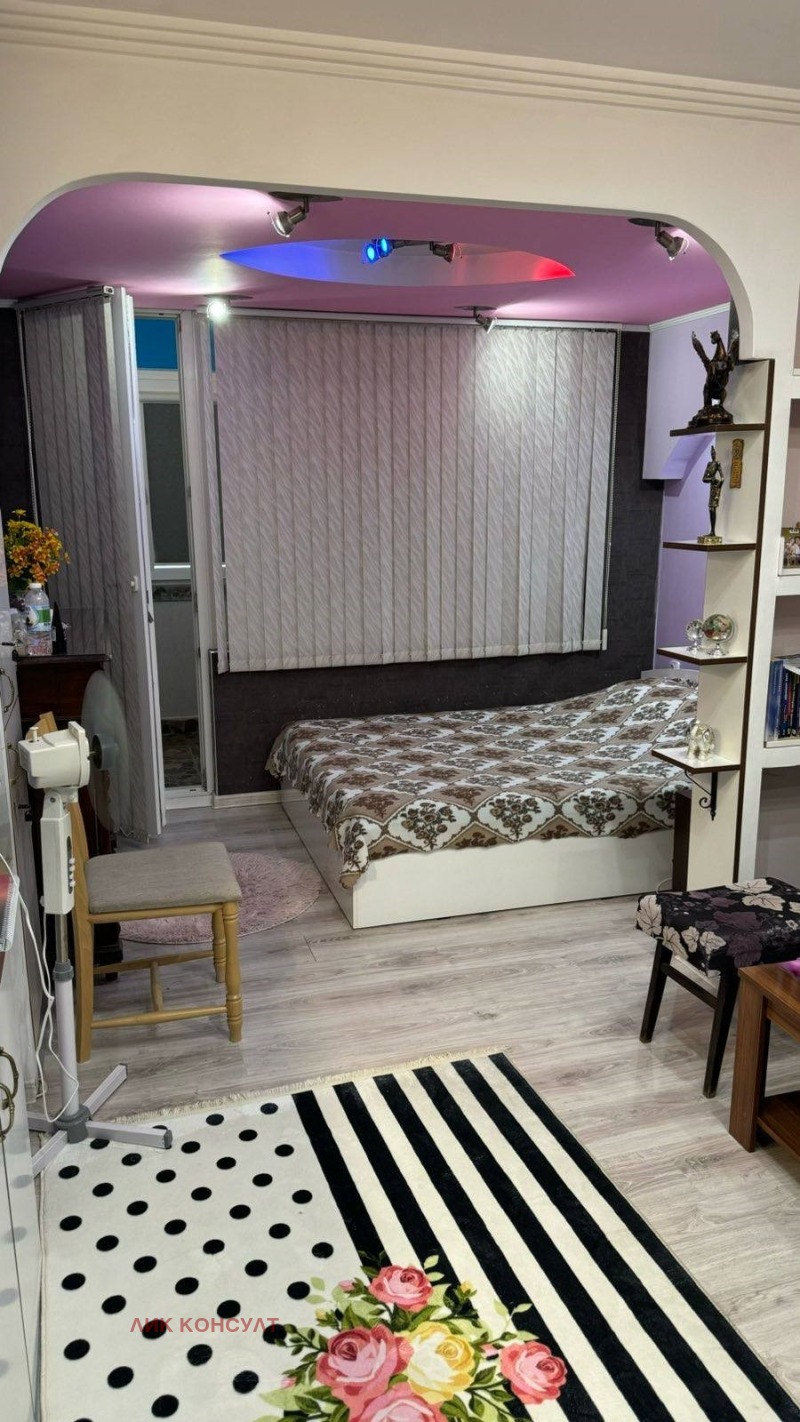 En venta  2 dormitorios Targovishte , Zapad 2 , 70 metros cuadrados | 46195039 - imagen [4]