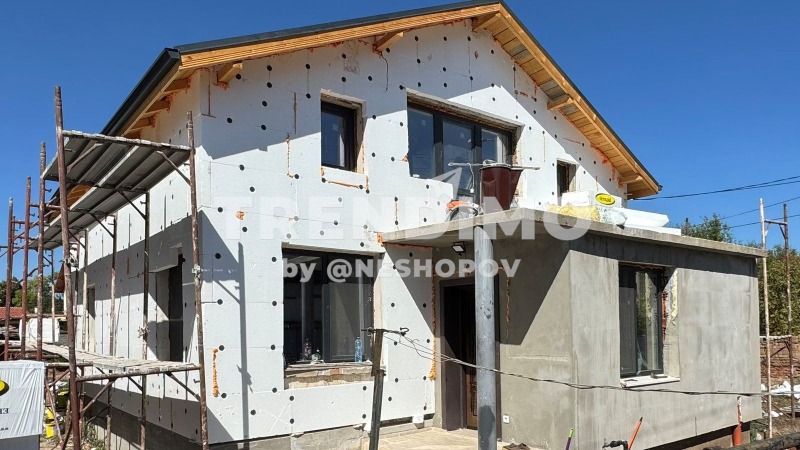 De vânzare  Casa Sofia , Novi Iscâr , 145 mp | 75894264