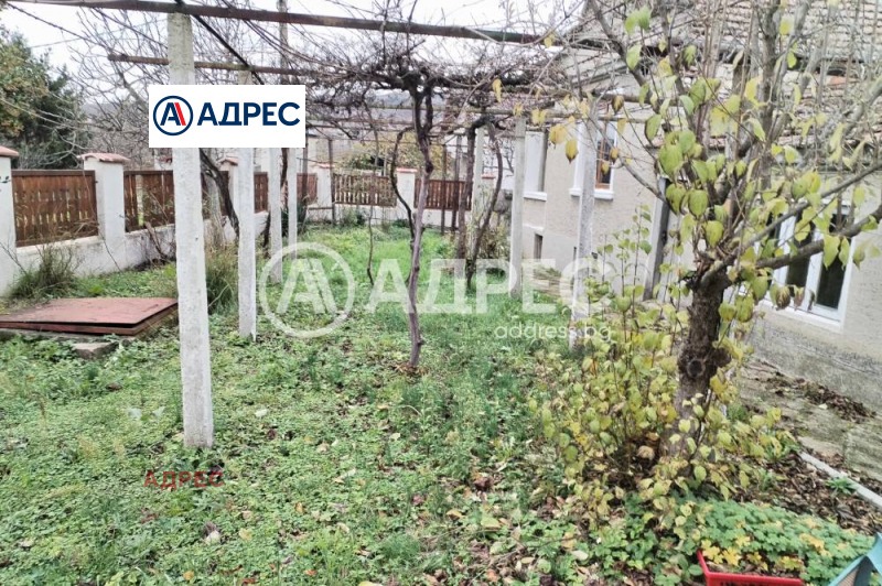 Продава КЪЩА, с. Осеново, област Варна, снимка 3 - Къщи - 52799343