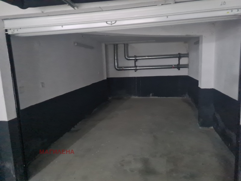 In vendita  Box auto Plovdiv , Tsentar , 21 mq | 14749504 - Immagine [2]