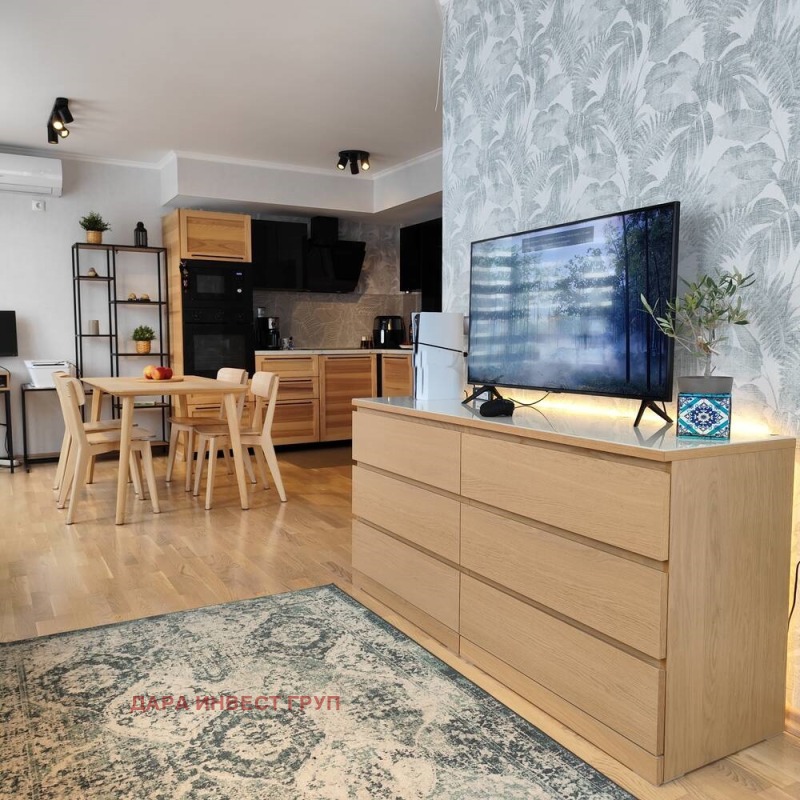 Продава 2-СТАЕН в град Шумен, Пазара - 63 кв.м / 150 000 € » 293 374.50 лв., ДАРА ИНВЕСТ ГРУП