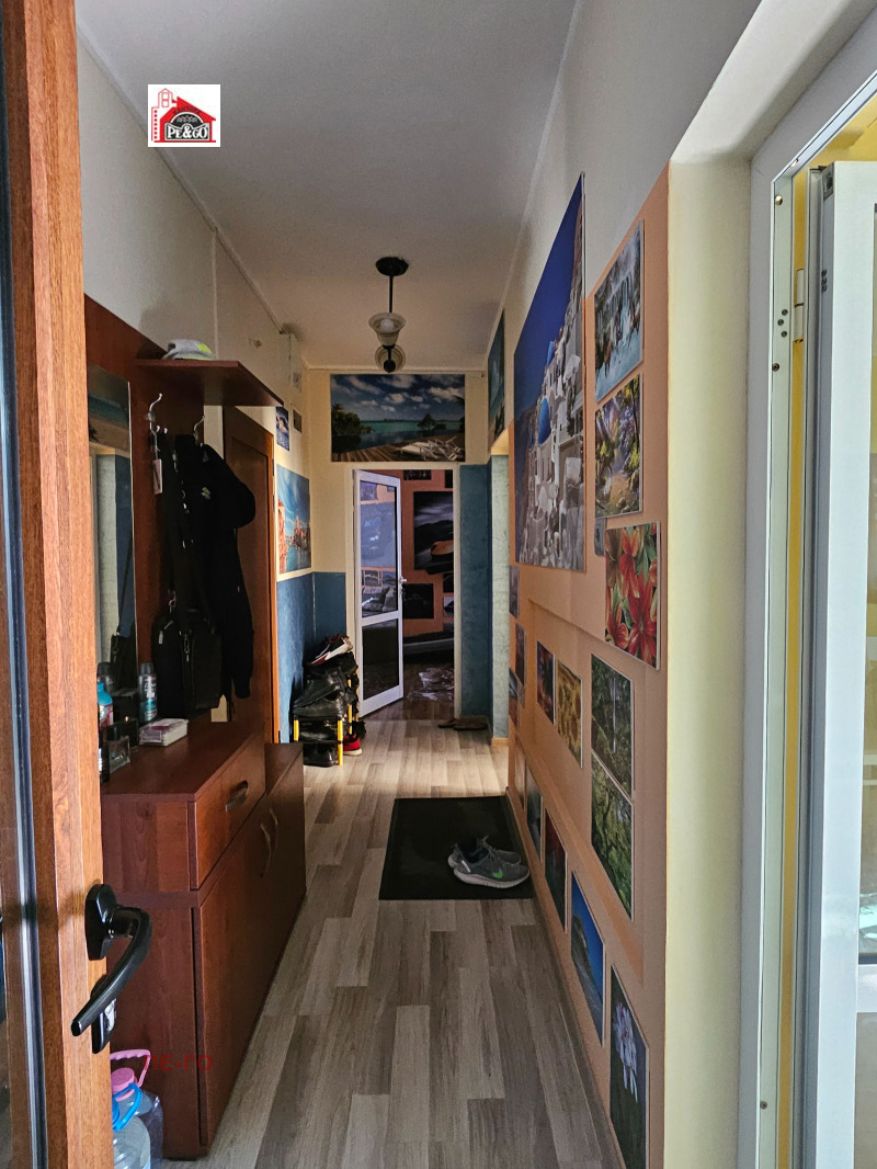De vânzare  1 dormitor Pazardjic , Țentâr , 74 mp | 26321649 - imagine [8]