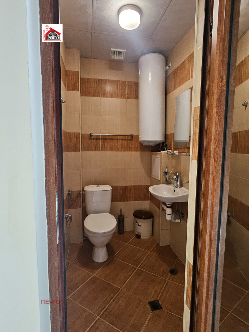 De vânzare  1 dormitor Pazardjic , Țentâr , 74 mp | 26321649 - imagine [9]
