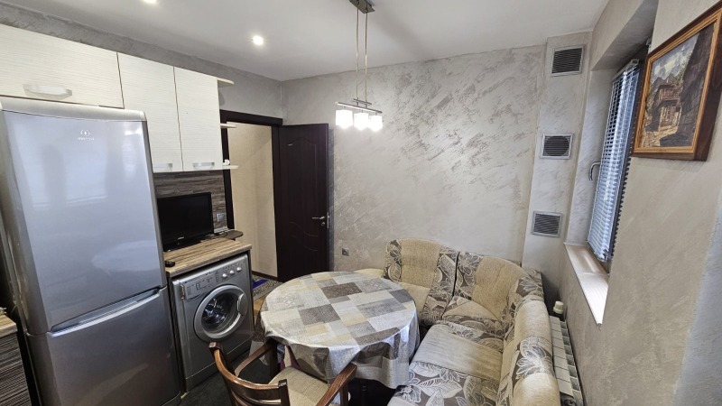 Продава 2-СТАЕН, гр. Плевен, Сторгозия, снимка 12 - Апартаменти - 53496209