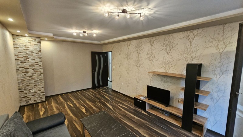 Продава 2-СТАЕН, гр. Плевен, Сторгозия, снимка 3 - Апартаменти - 53496209