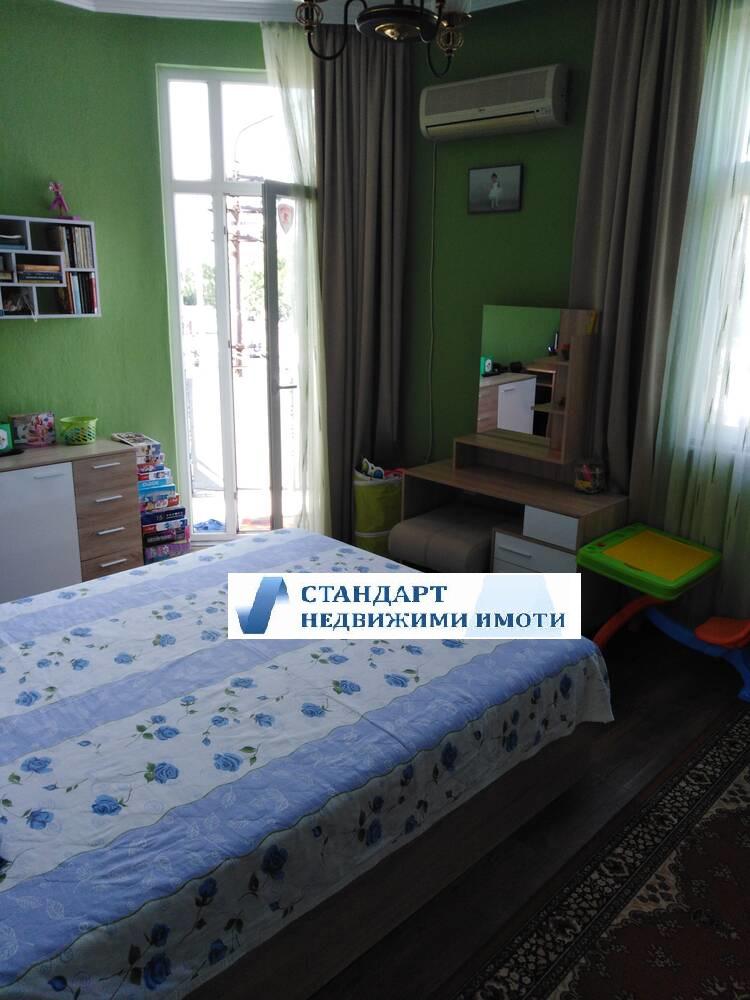 De vânzare  2 dormitoare Plovdiv , Țentâr , 125 mp | 59975950 - imagine [2]