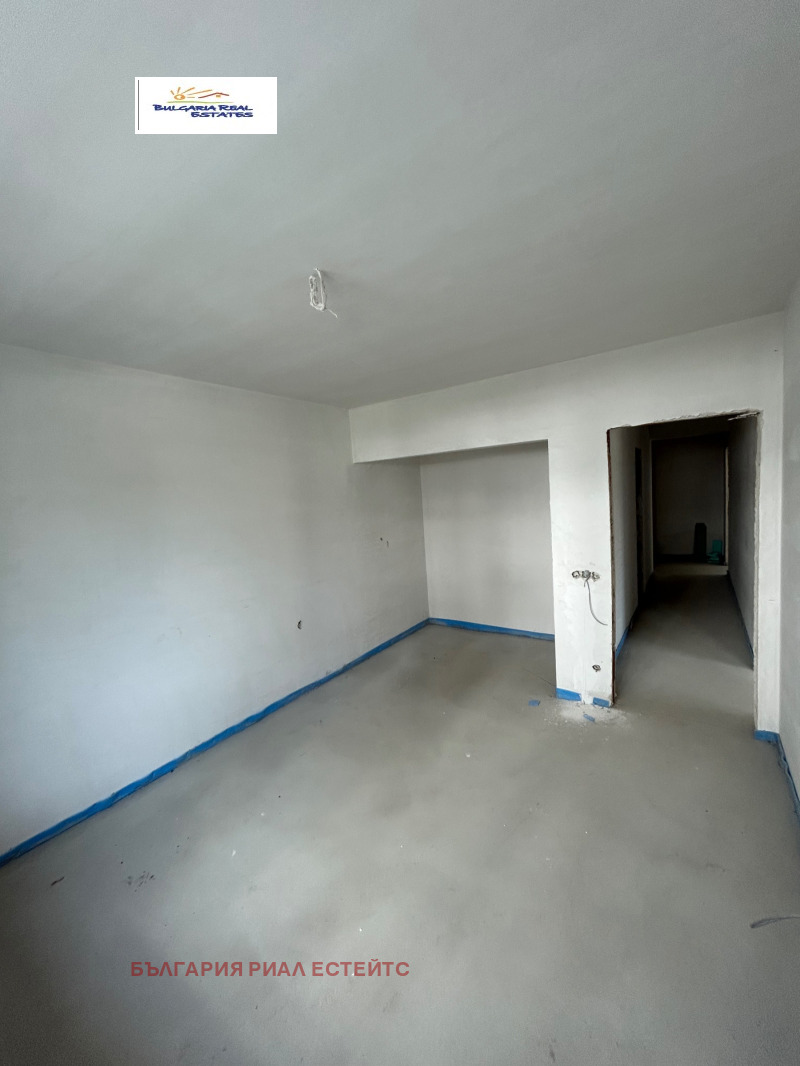 De vânzare  2 dormitoare Sofia , Crâstova vada , 147 mp | 44001358 - imagine [7]
