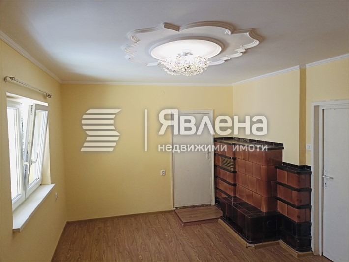 Продава МНОГОСТАЕН, гр. София, Център, снимка 6 - Апартаменти - 55794901