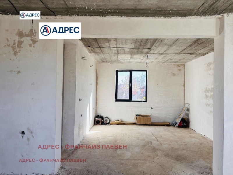 Продава КЪЩА, с. Гривица, област Плевен, снимка 5 - Къщи - 53172157