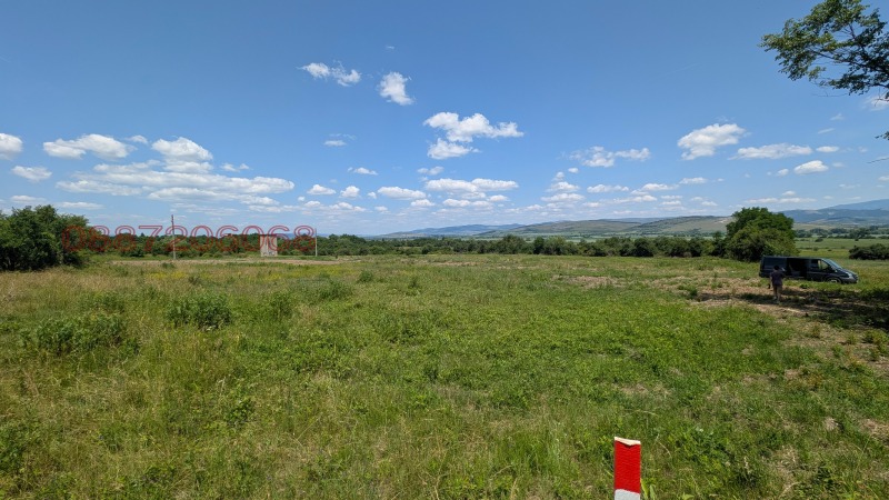 Продава  Парцел област Перник , с. Кондофрей , 22000 кв.м | 89004725 - изображение [5]