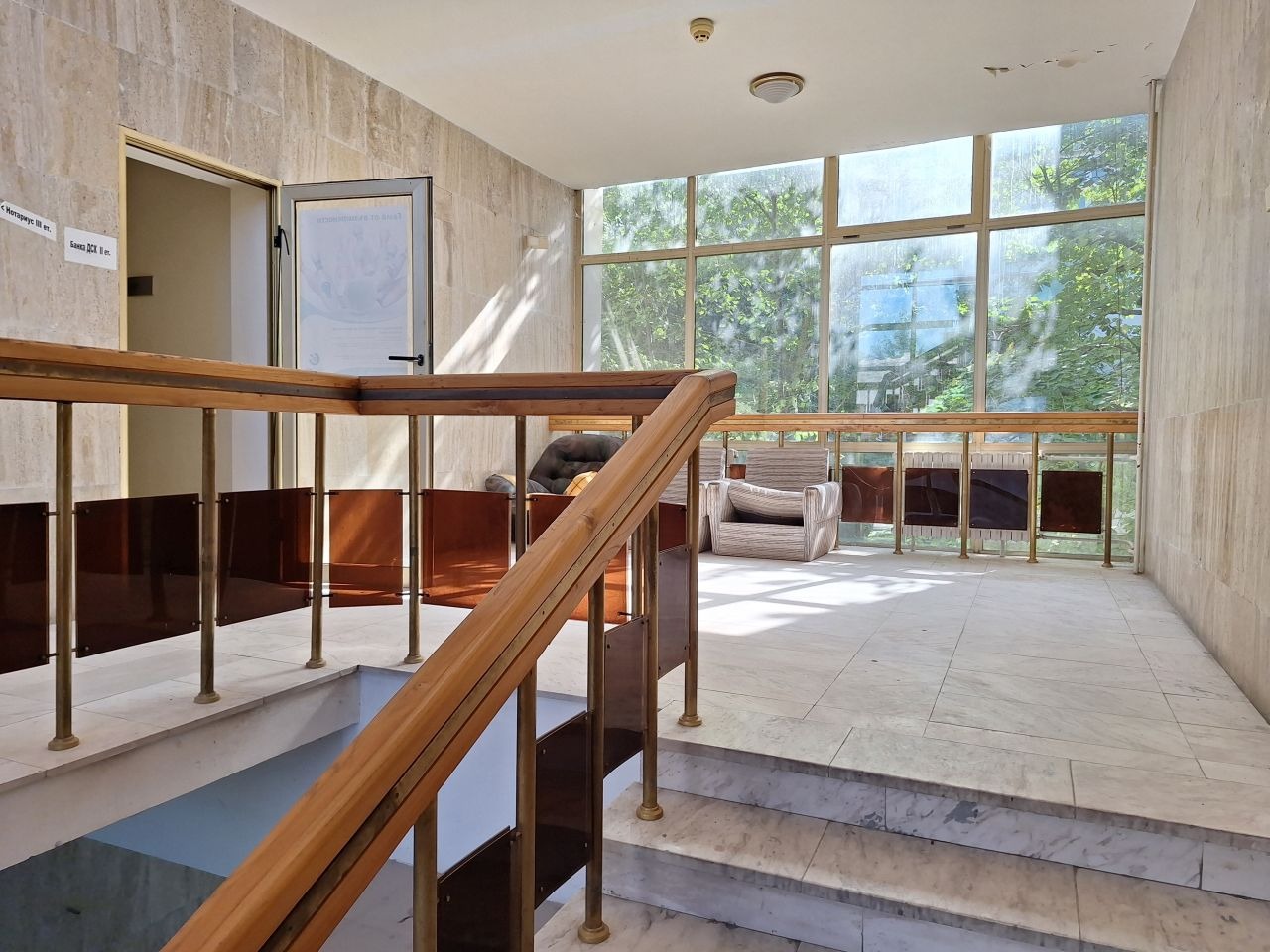 Продава ОФИС, гр. Каварна, област Добрич, снимка 5 - Офиси - 53913608