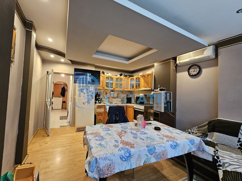 Продава 3-СТАЕН в град Велико Търново, Зона Б - 94 кв.м / 150 000 € » 293 374.50 лв., ТОП ЕСТЕЙТ
