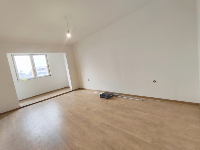 Продава  3-стаен, град Варна, Трошево •  135 000 EUR • ID 37863878 — holmes.bg - [1] 