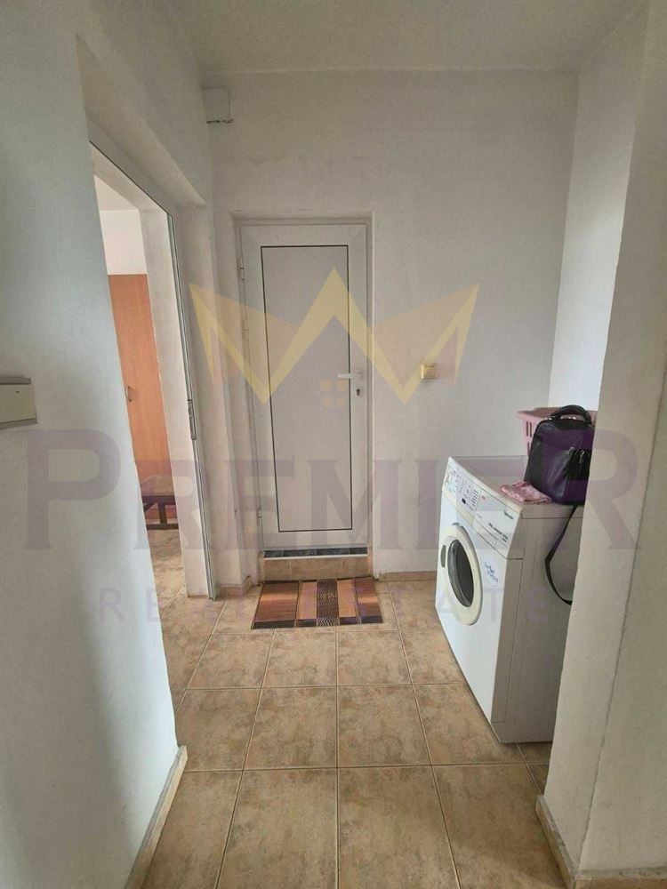 Продава 3-СТАЕН, гр. Варна, Окръжна болница-Генерали, снимка 3 - Апартаменти - 54202374