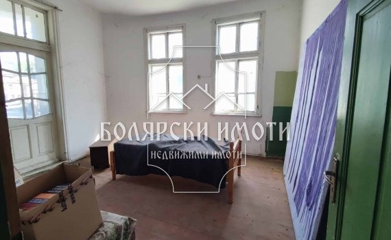 Продава КЪЩА, гр. Елена, област Велико Търново, снимка 8 - Къщи - 46729456