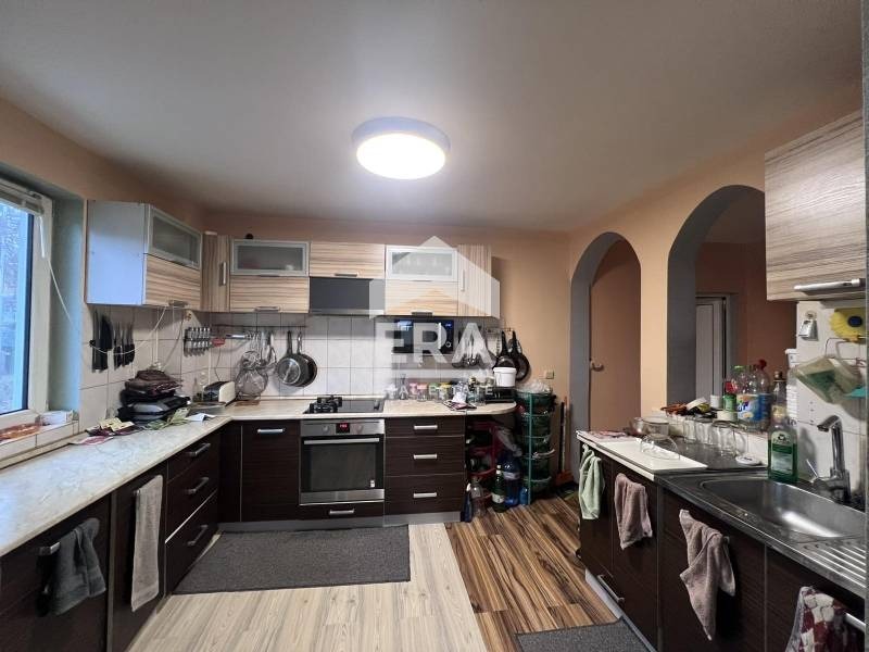 Продава КЪЩА, гр. Дебелец, област Велико Търново, снимка 4 - Къщи - 53228920