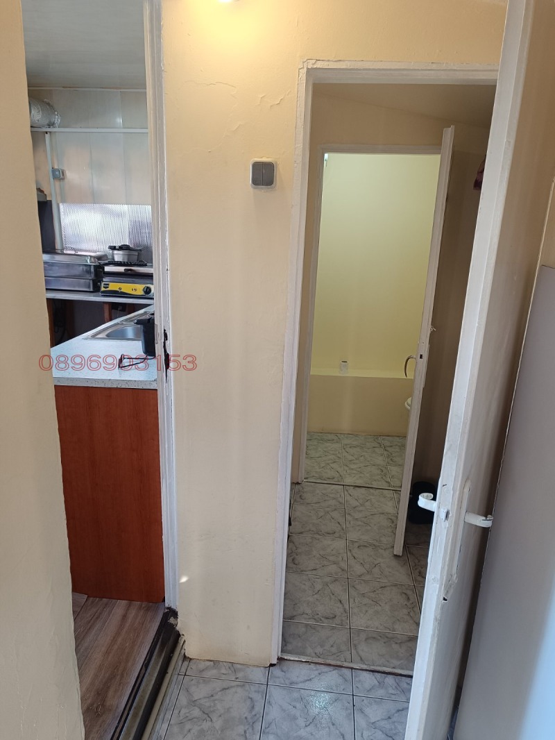 Продава ЗАВЕДЕНИЕ, гр. Търговище, Център, снимка 10 - Заведения - 53194190