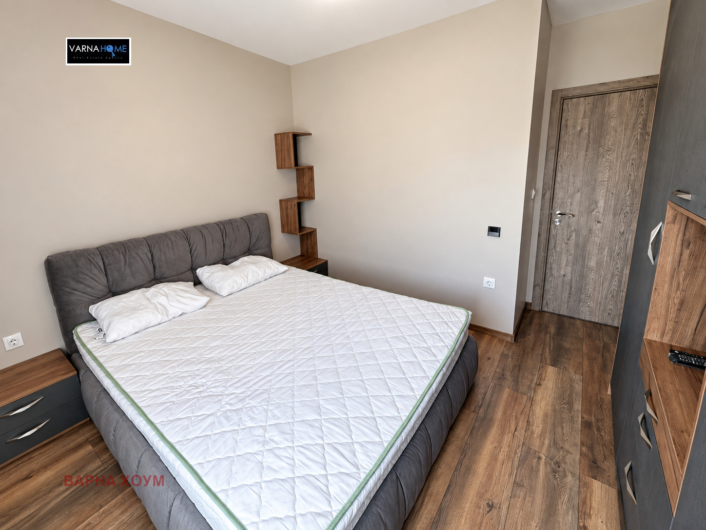 Продава 3-СТАЕН, гр. Варна, Бизнес хотел, снимка 3 - Апартаменти - 56194670