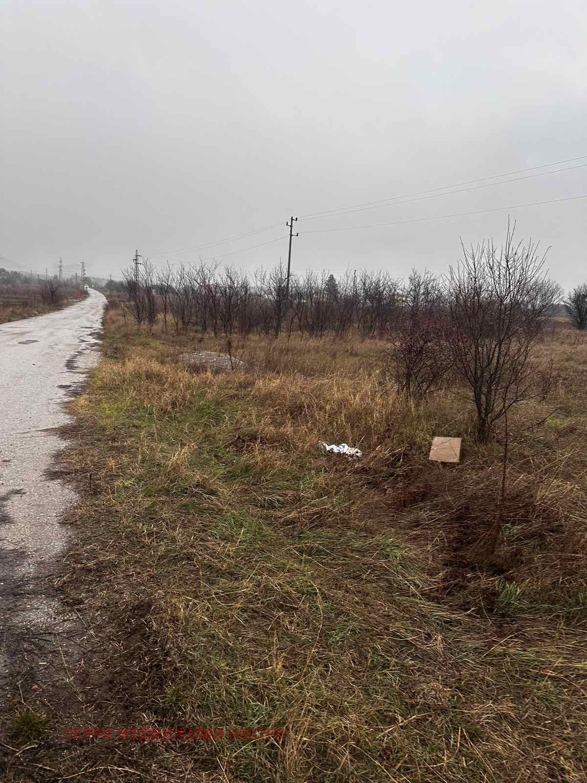 Продава ПАРЦЕЛ, гр. София, с. Подгумер