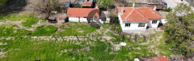 Huis Zlatitrap, regio Plovdiv 3