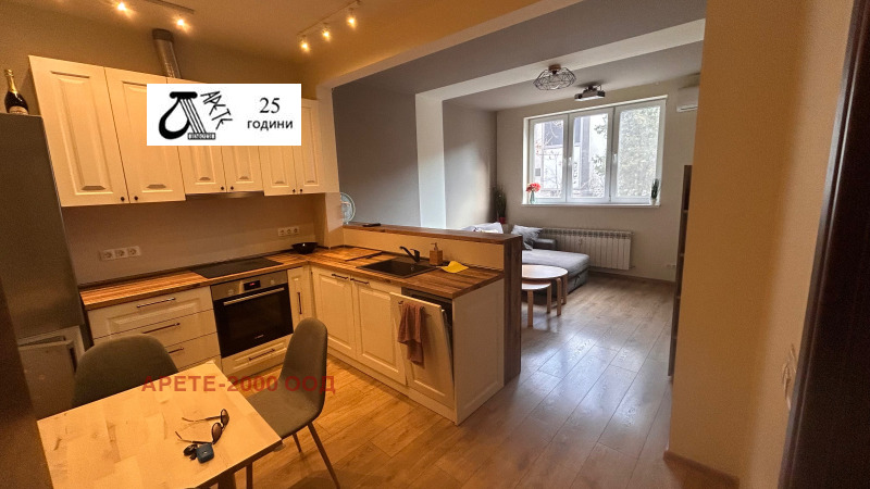 Продава 2-СТАЕН, град София, Оборище • 250000 € / 488957.50 лв. • 86696903 1