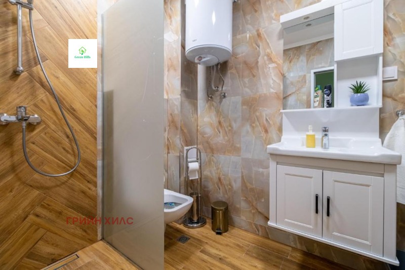 Продава 2-СТАЕН, гр. София, Център, снимка 2 - Апартаменти - 53048922