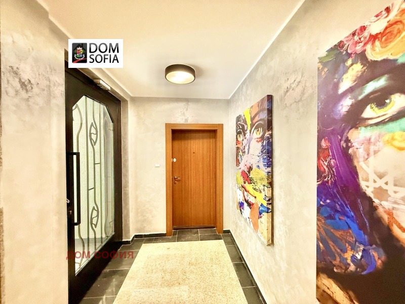 Eladó  2 hálószobás Sofia , Knjazsevo , 109 négyzetméter | 56140869
